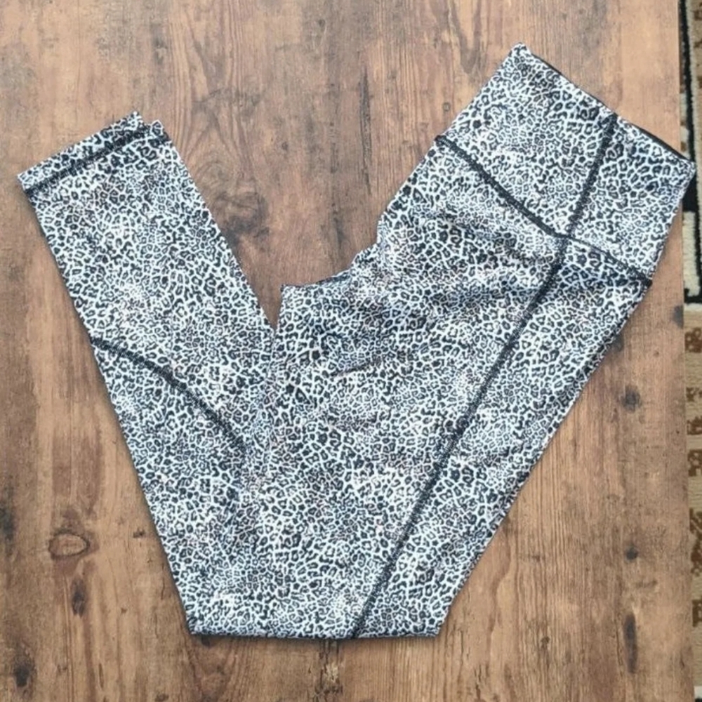 VS Sport Knockout Leggings